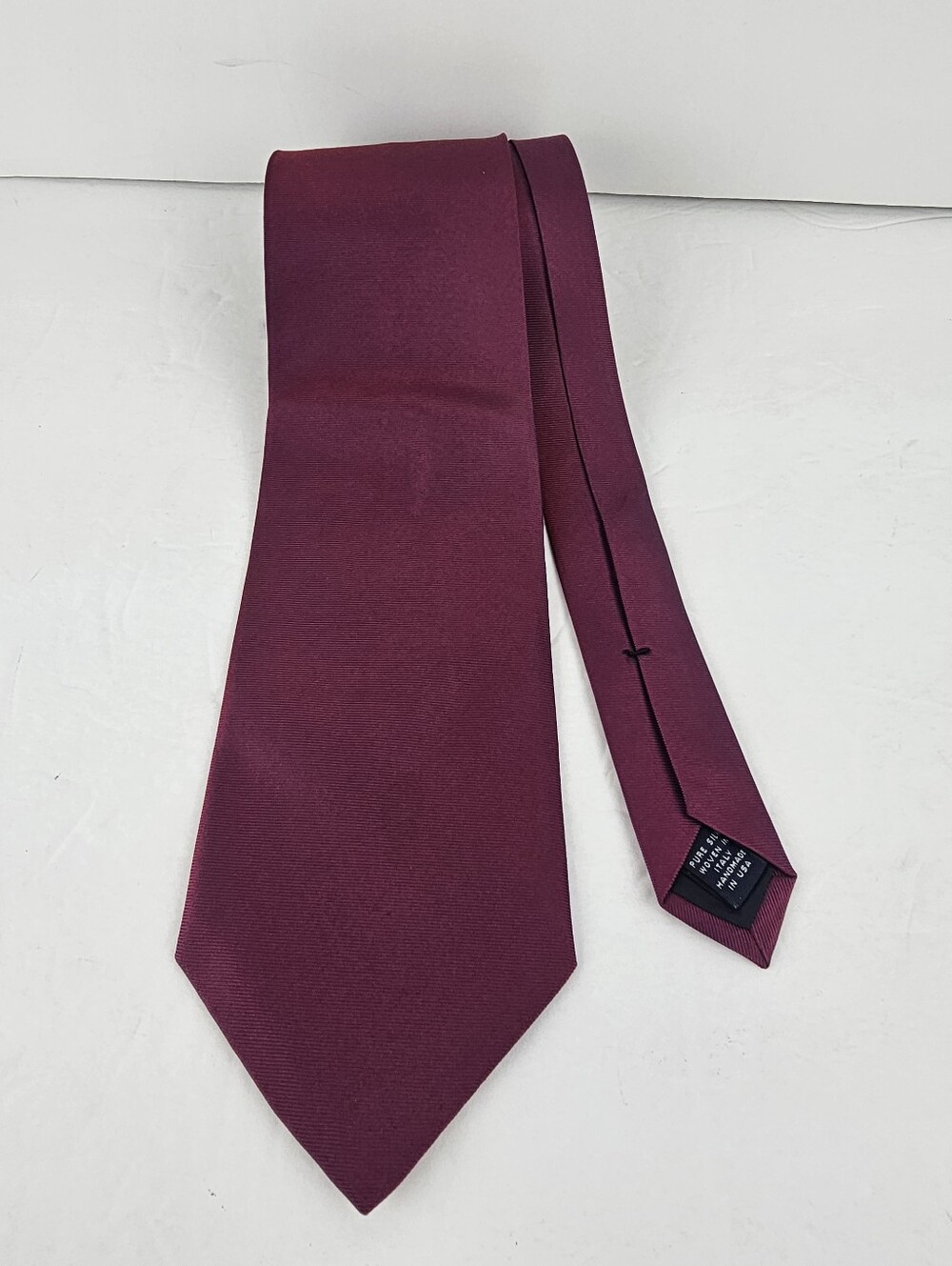 Brooks Brothers Makers Vintage Monochromatic Burgundy Tie 100% Silk Office Work